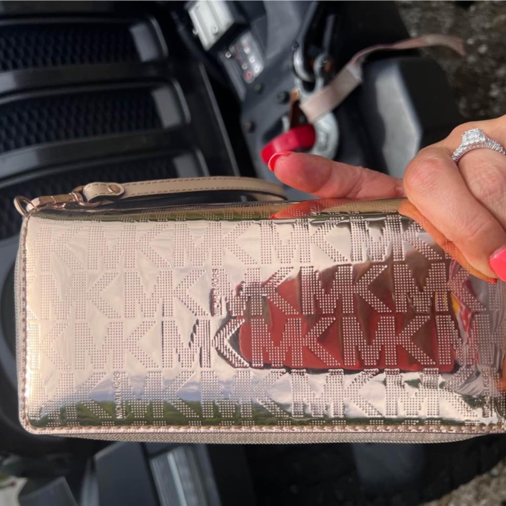 MICHAEL Michael Kors Silver Wallet